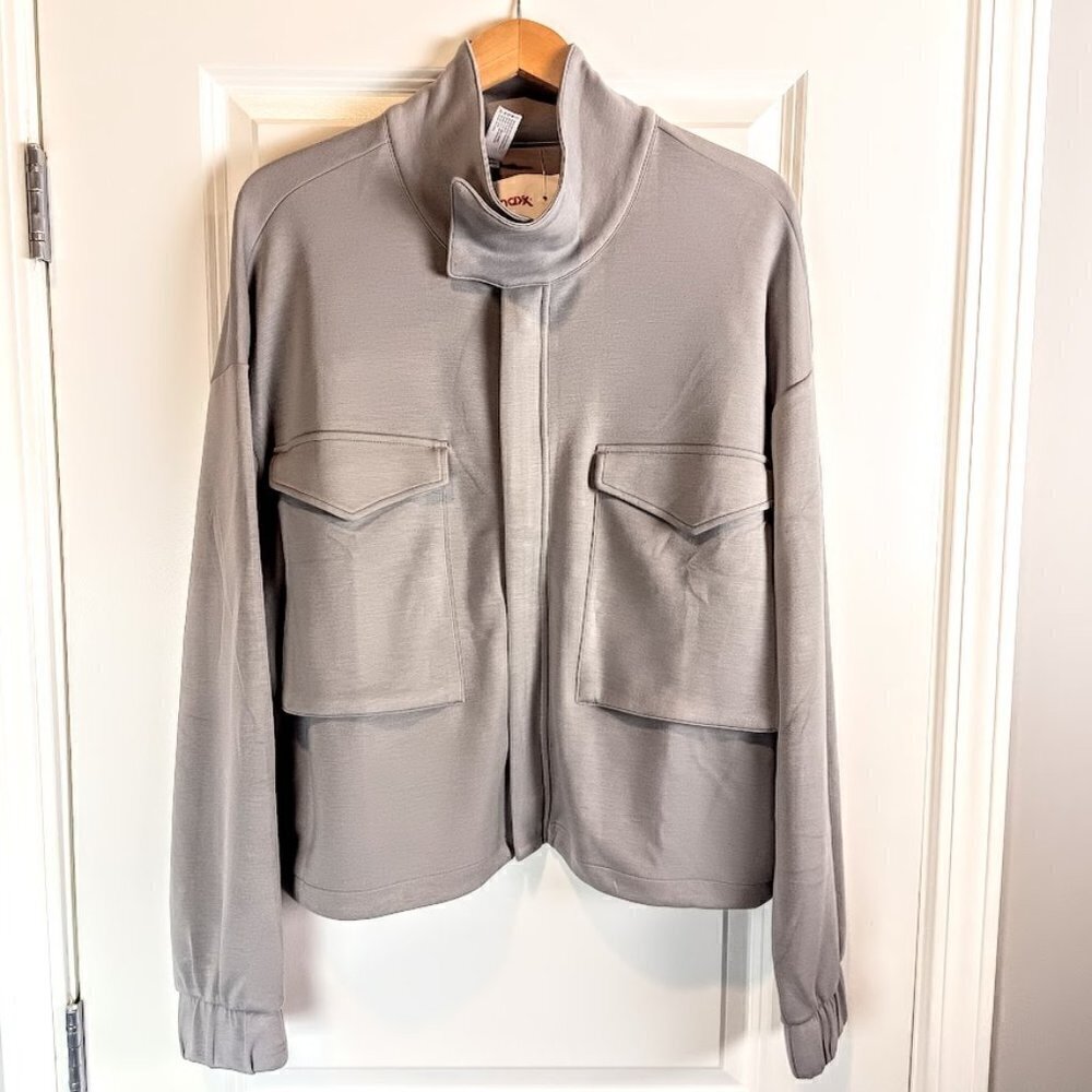 Yogalicious Softlite Scuba Autumn Jacket NWT